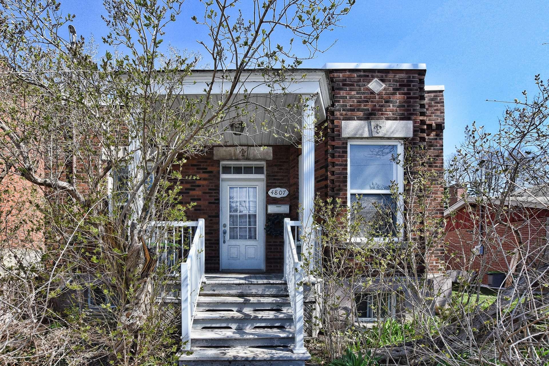 









4807


Rue Louis-Veuillot

,
Montréal (Mercier/Hochelaga-Maisonneuve),




QC
H1M2N2

