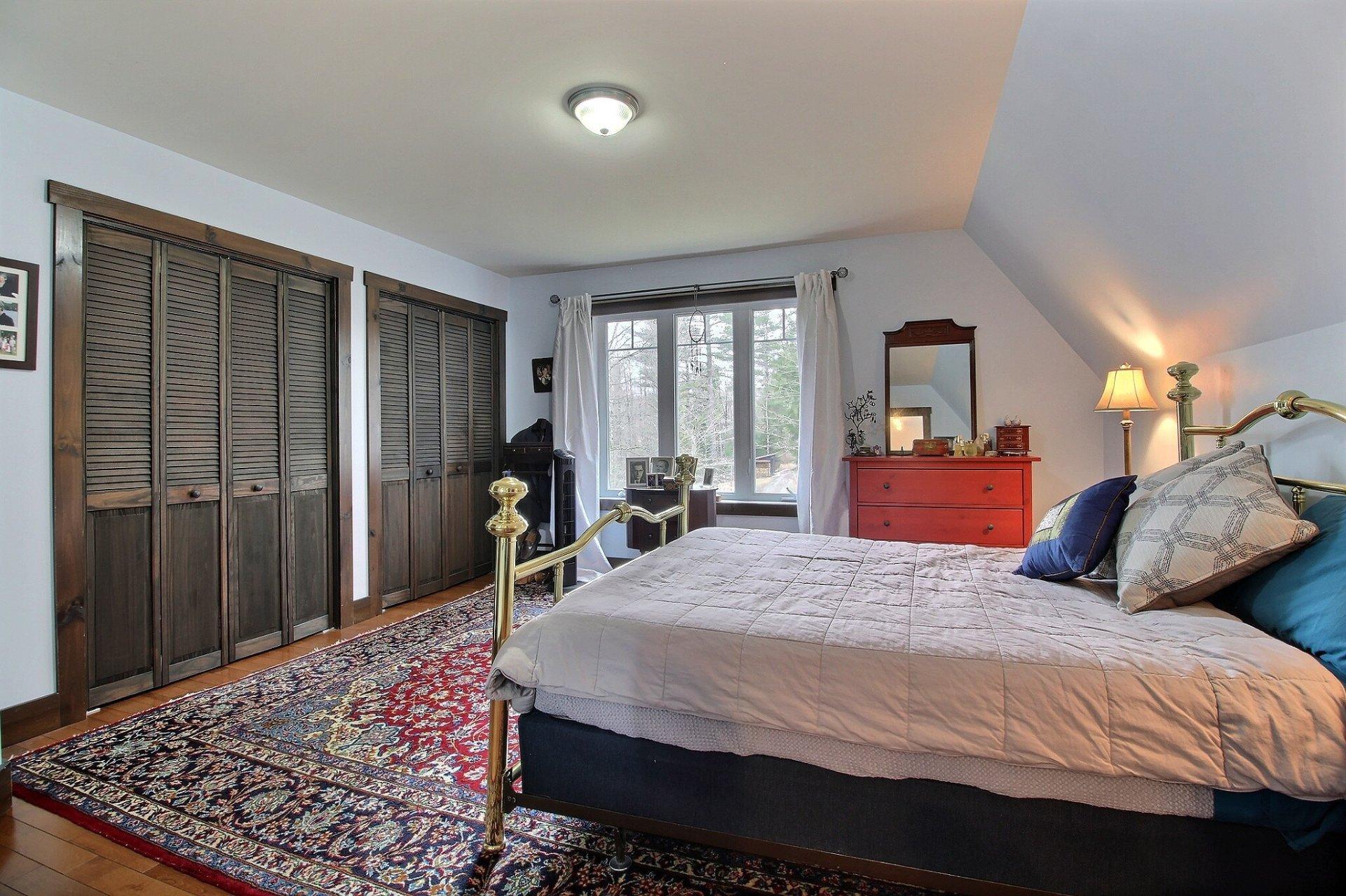 









230


Ch. du Lac-à-la-Truite

,
Orford,




QC
J1X6J6

