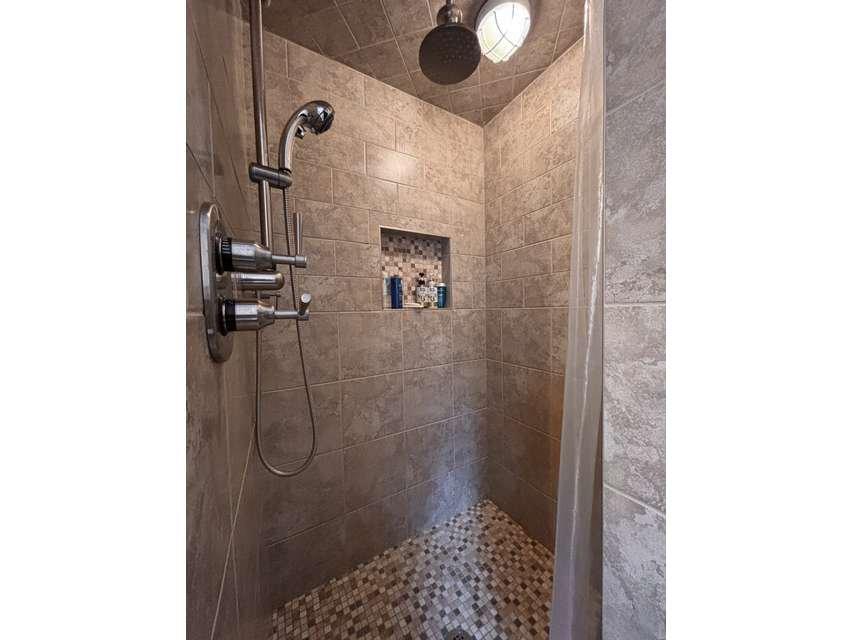 









230


Ch. du Lac-à-la-Truite

,
Orford,




QC
J1X6J6

