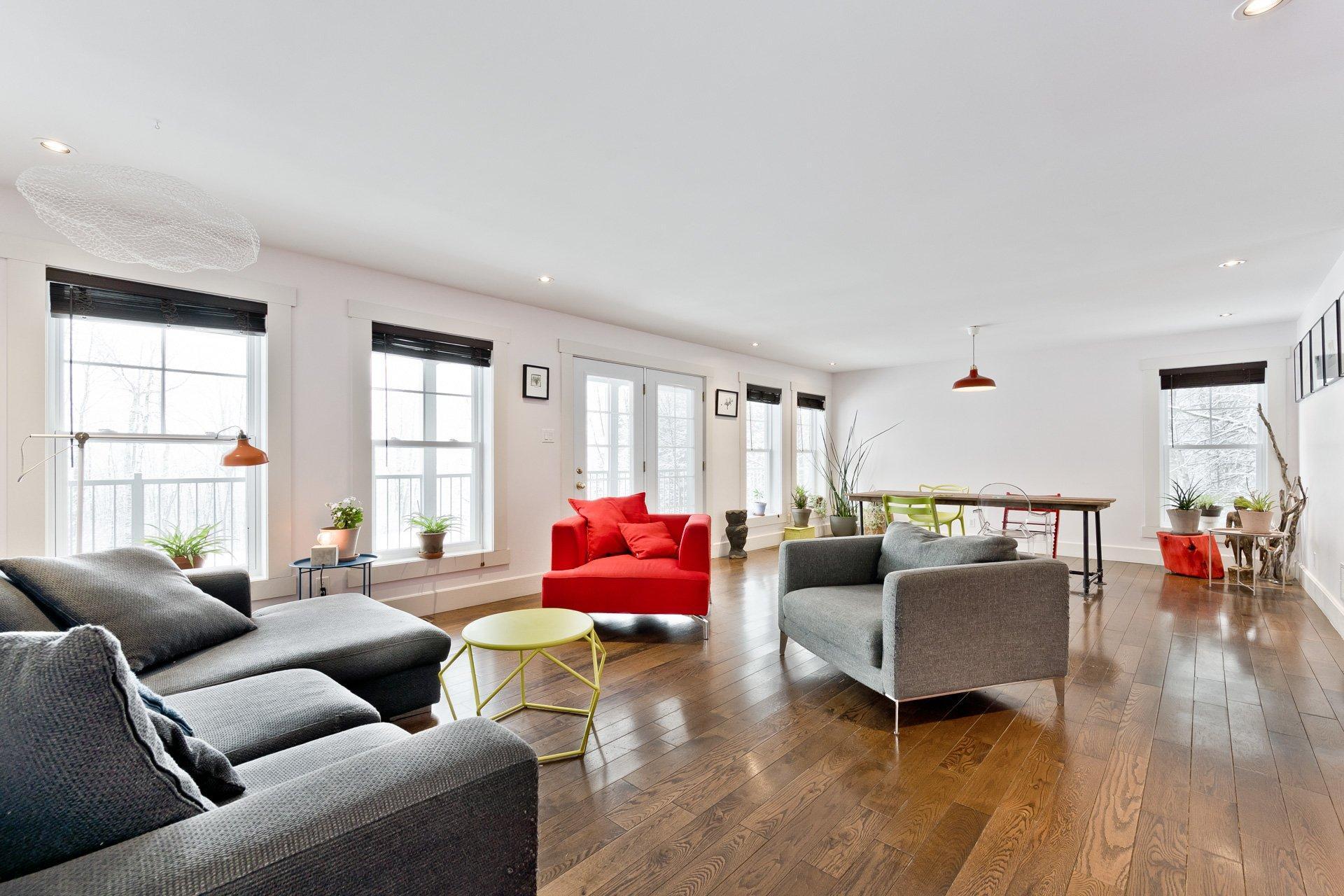 









5917


Ch. de Val-du-Lac

,
Sherbrooke (Brompton/Rock Forest/Saint-Élie/Deauville),




QC
J1N0E9

