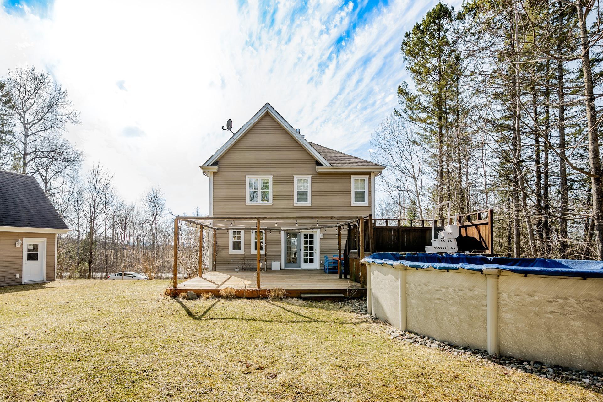 









5917


Ch. de Val-du-Lac

,
Sherbrooke (Brompton/Rock Forest/Saint-Élie/Deauville),




QC
J1N0E9

