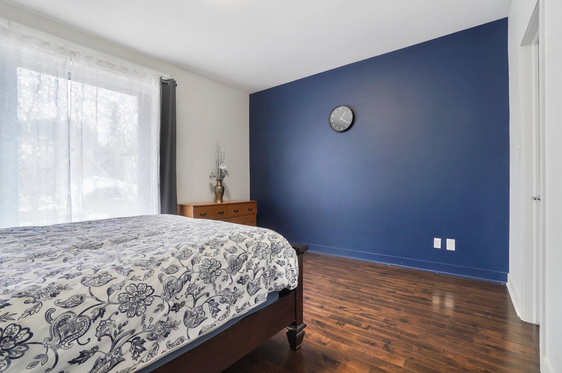 









2088


Rue de l'Estran

,
Saint-Jérôme,




QC
J5L0G5

