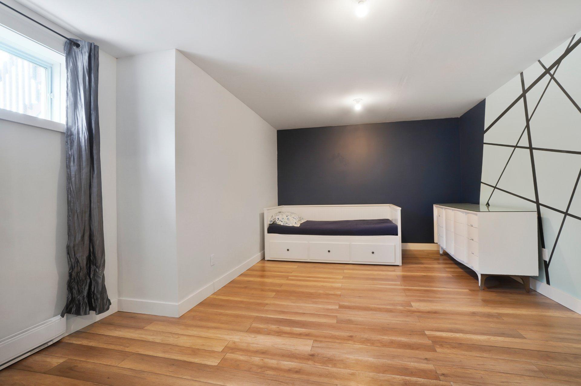 









2088


Rue de l'Estran

,
Saint-Jérôme,




QC
J5L0G5

