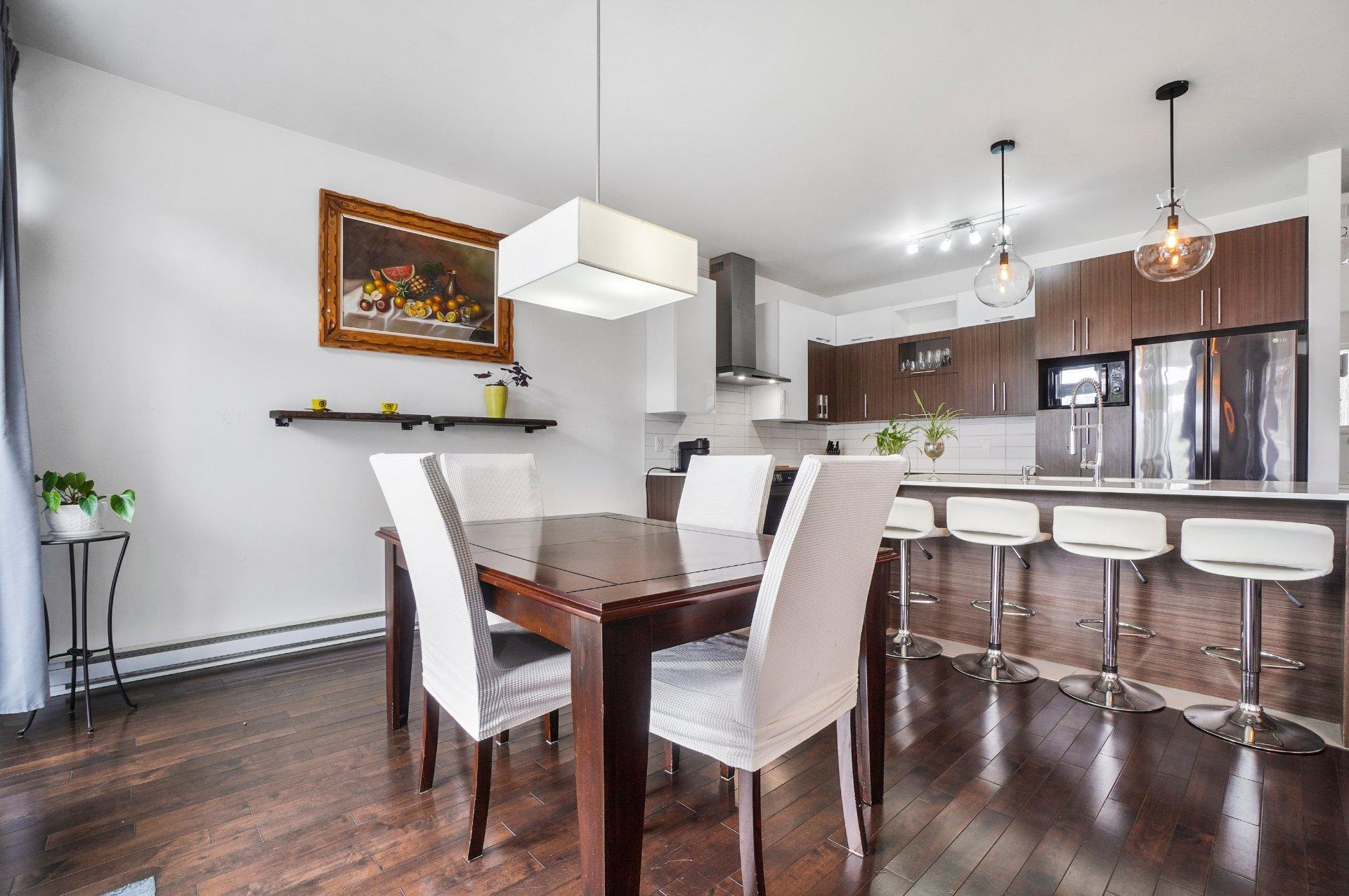 









2088


Rue de l'Estran

,
Saint-Jérôme,




QC
J5L0G5

