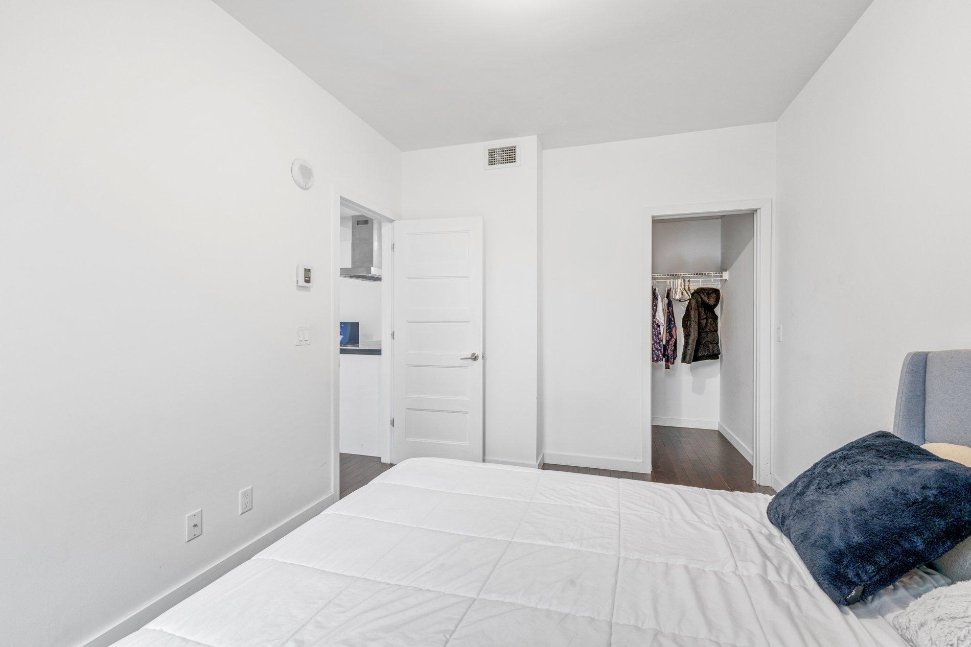 









635


Rue St-Maurice

, 206,
Montréal (Ville-Marie),




QC
H3C0N6

