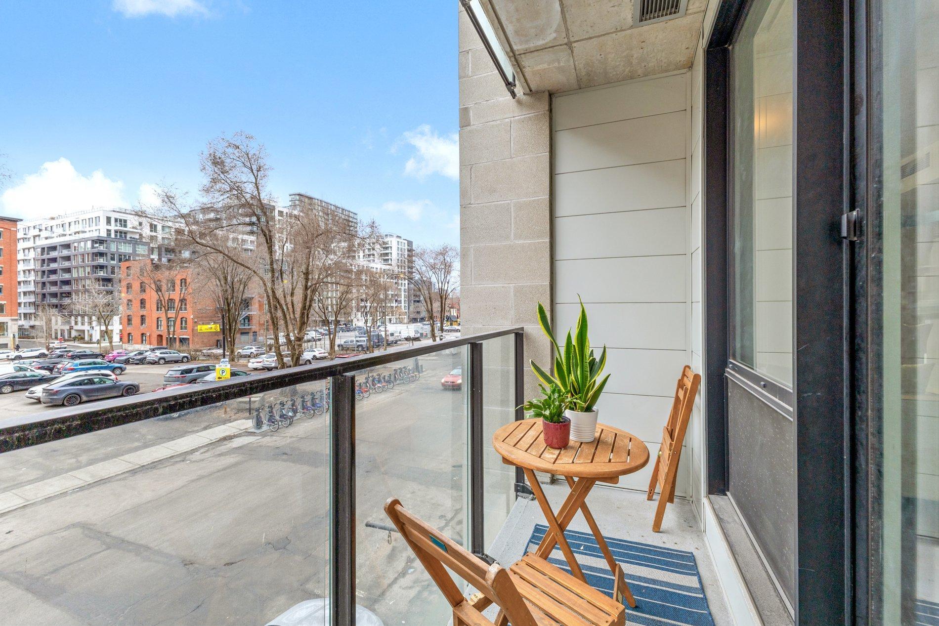 









635


Rue St-Maurice

, 206,
Montréal (Ville-Marie),




QC
H3C0N6

