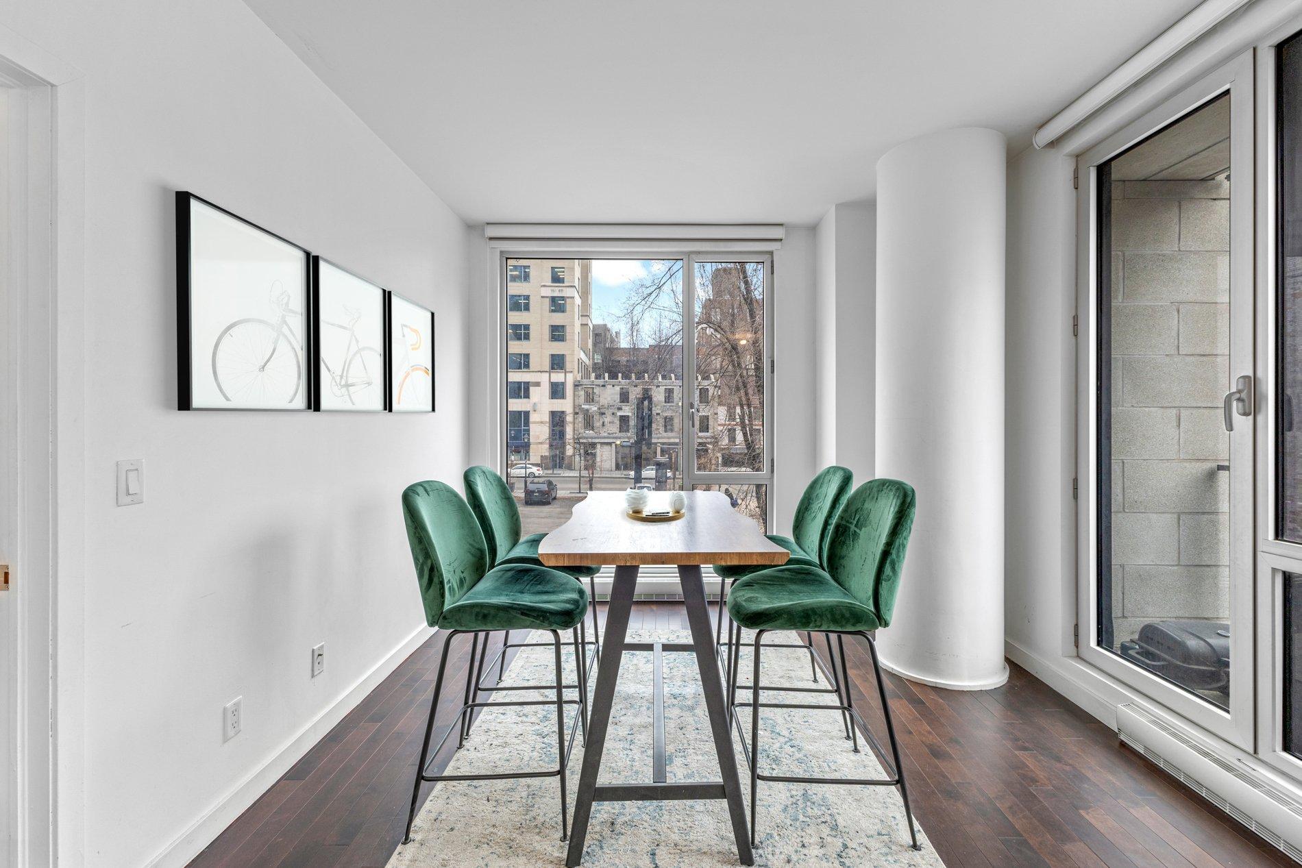 









635


Rue St-Maurice

, 206,
Montréal (Ville-Marie),




QC
H3C0N6

