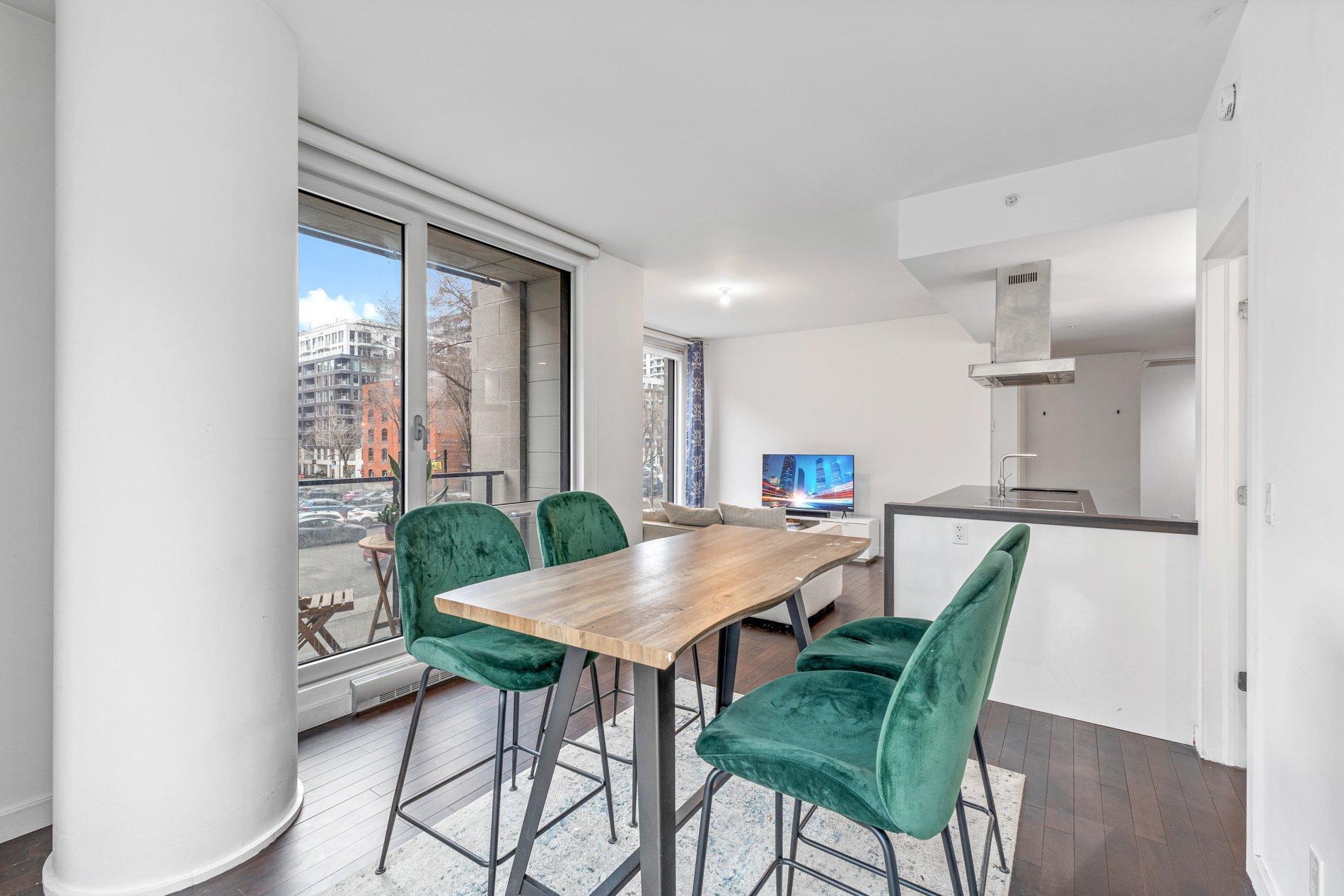 









635


Rue St-Maurice

, 206,
Montréal (Ville-Marie),




QC
H3C0N6

