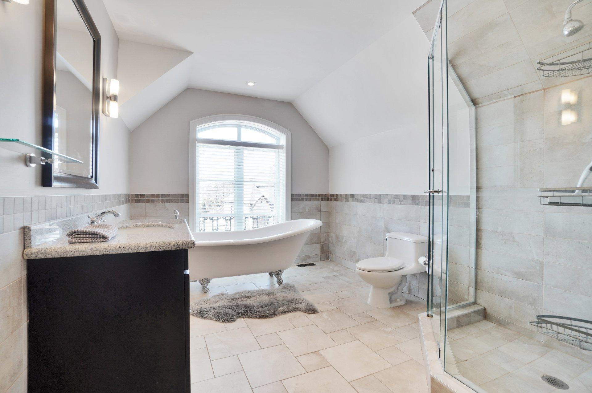 









3885


Rue Leningrad

,
Brossard,




QC
J4Y3J6

