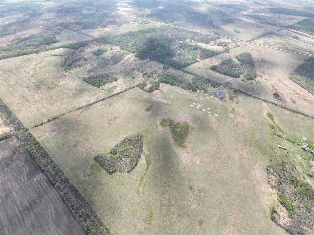 












102109 1W Road

,
Inwood,







Manitoba
R0C1P0

