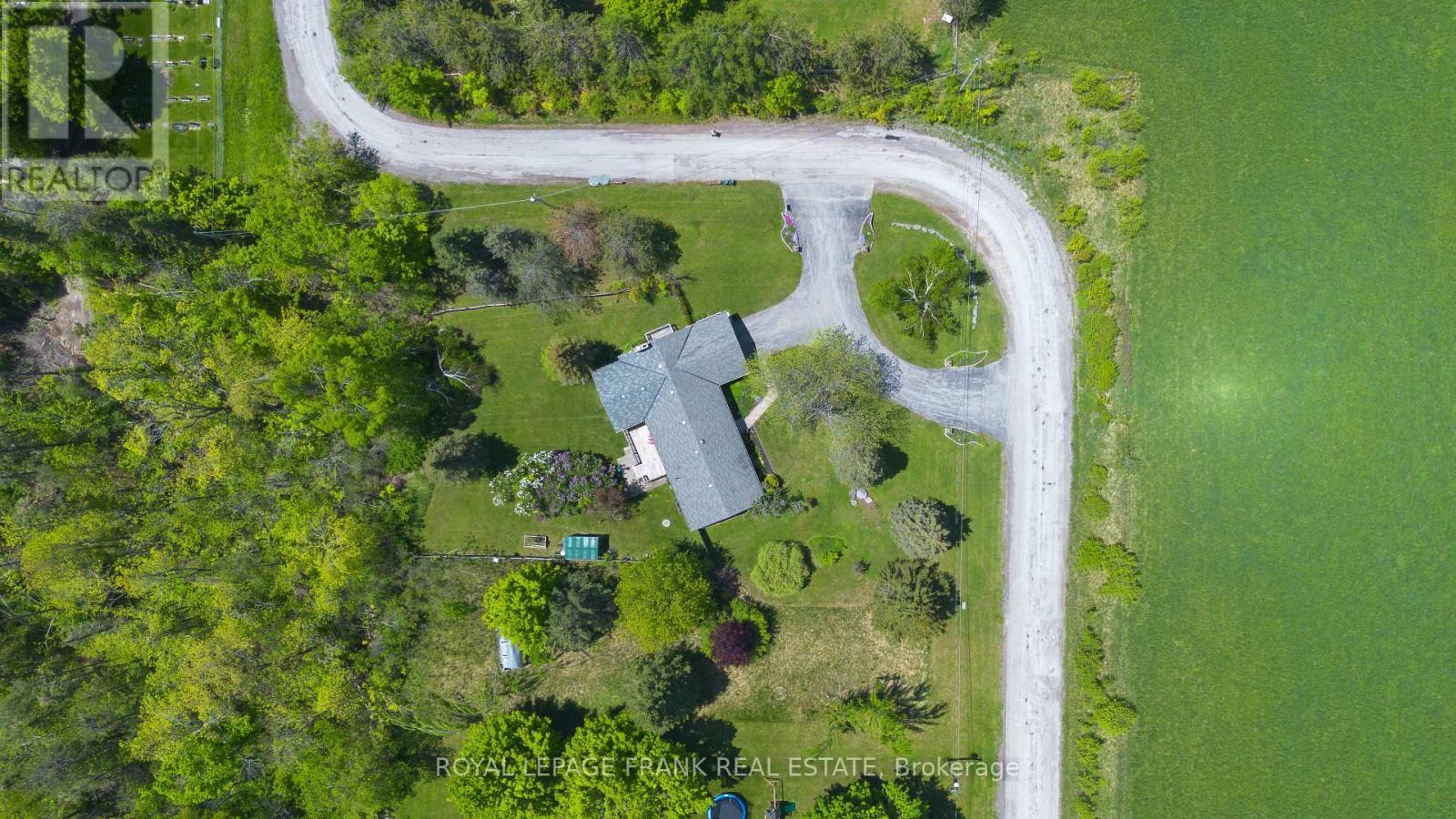 












10 ALMA ROAD

,
Kawartha Lakes (Verulam),




Ontario
K0M1A0

