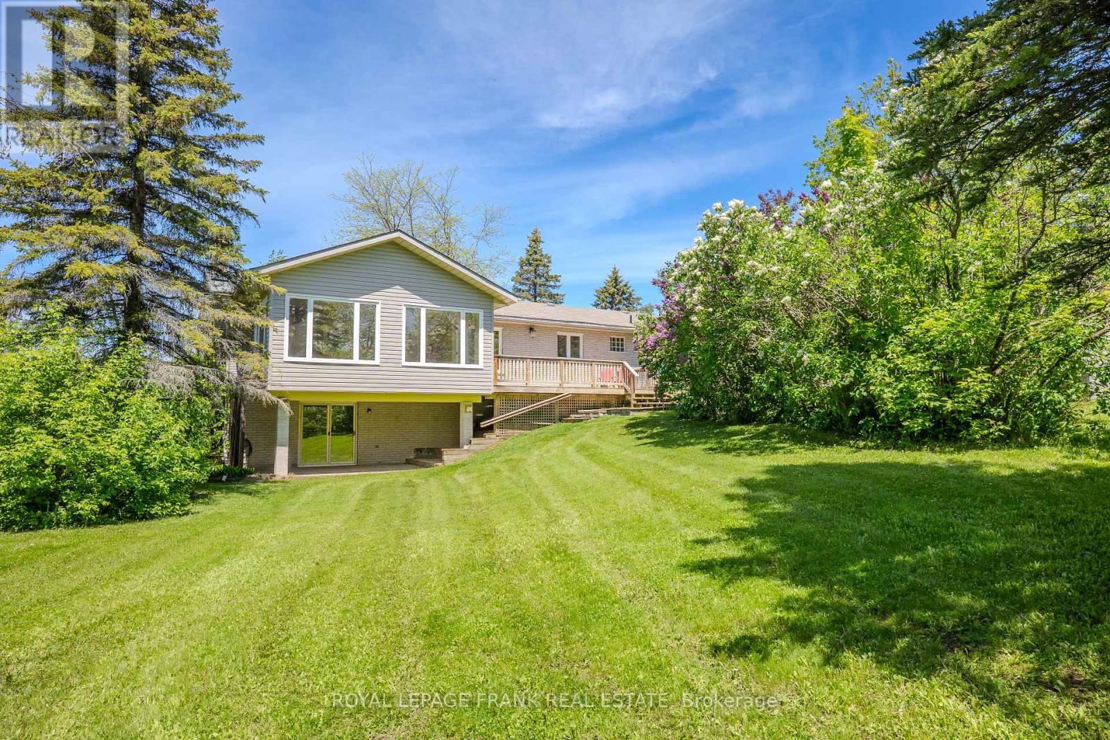 












10 ALMA ROAD

,
Kawartha Lakes (Verulam),




Ontario
K0M1A0

