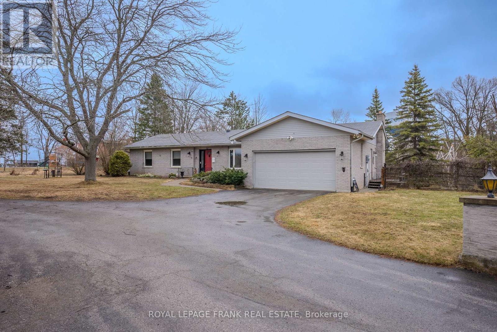 












10 ALMA ROAD

,
Kawartha Lakes (Verulam),




Ontario
K0M1A0

