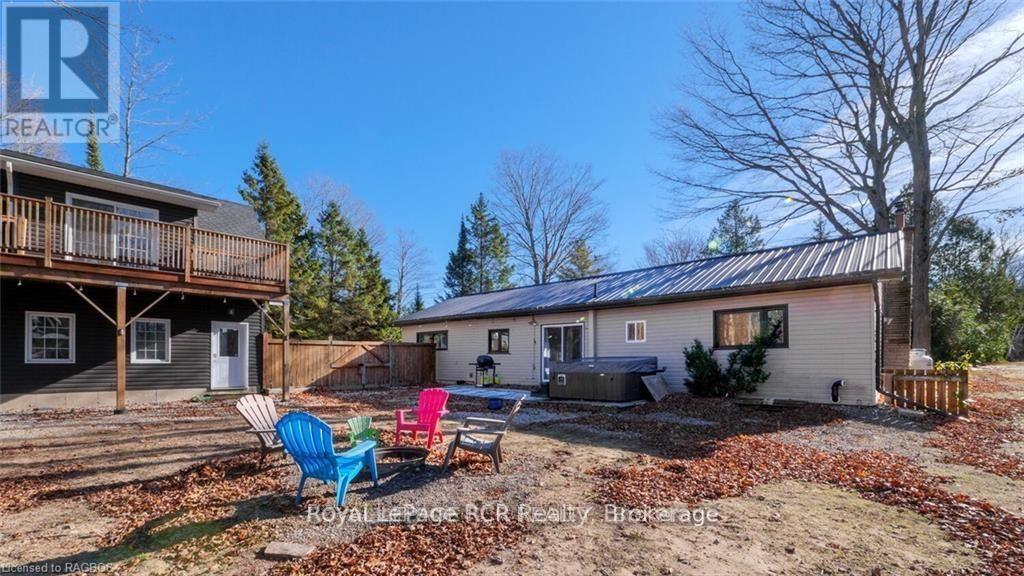 












25 AVELE ROAD E

,
South Bruce Peninsula,




Ontario
N0H2T0

