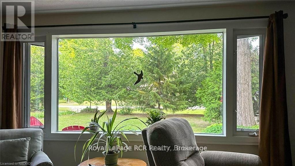 












25 AVELE ROAD E

,
South Bruce Peninsula,




Ontario
N0H2T0

