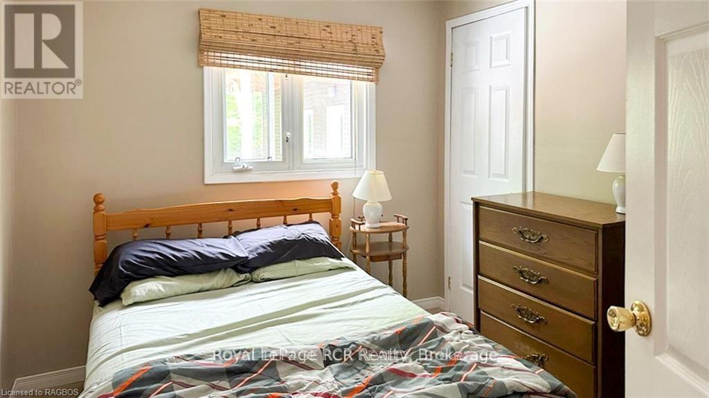 












25 AVELE ROAD E

,
South Bruce Peninsula,




Ontario
N0H2T0

