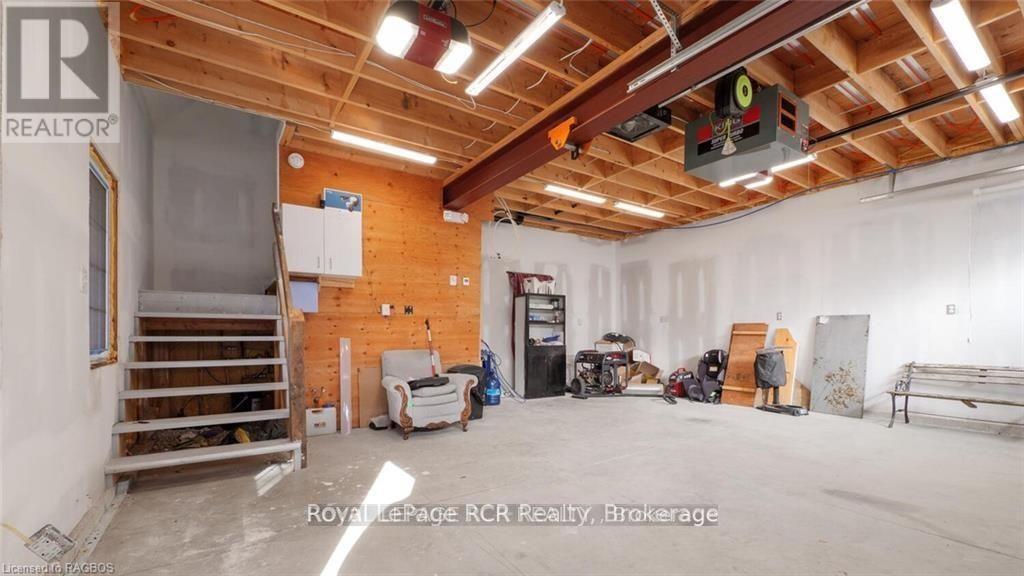 












25 AVELE ROAD E

,
South Bruce Peninsula,




Ontario
N0H2T0

