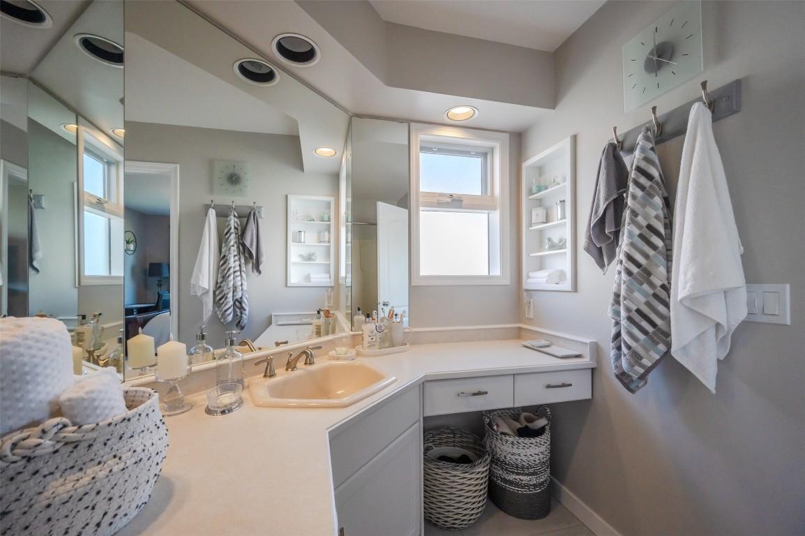 









3333


South Main

Street, 122,
Penticton,




BC
V2A 8J8

