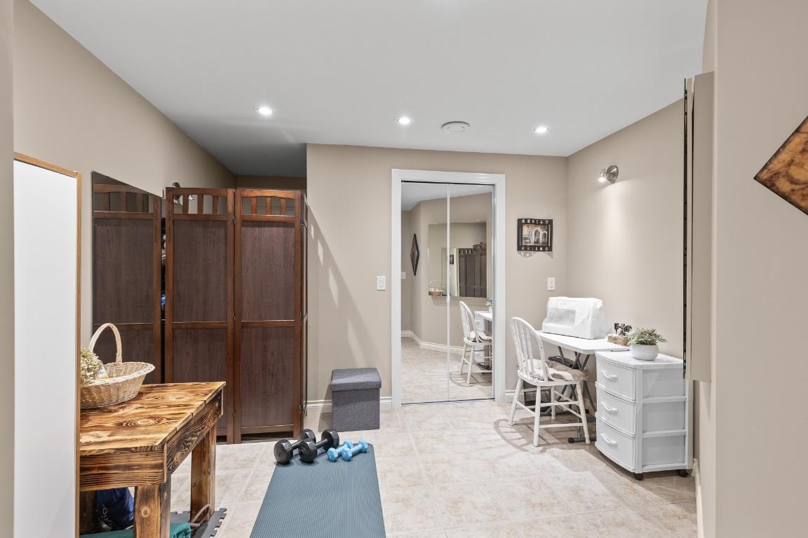 









2455


Quail Ridge

Boulevard, 229,
Kelowna,




BC
V1V 2S8

