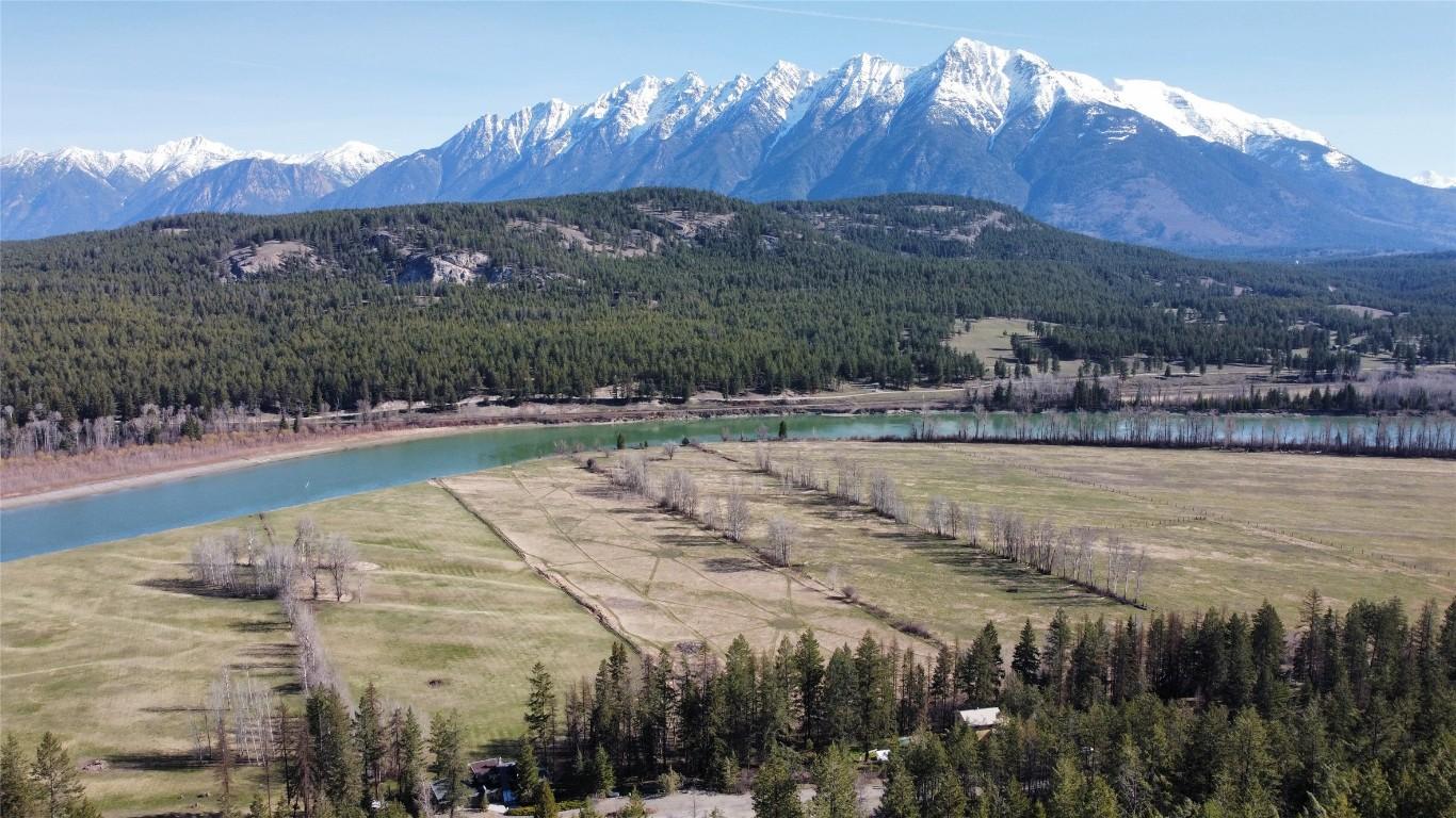 









8875


Colony

Road,
Wardner,




BC
V0B 2J0

