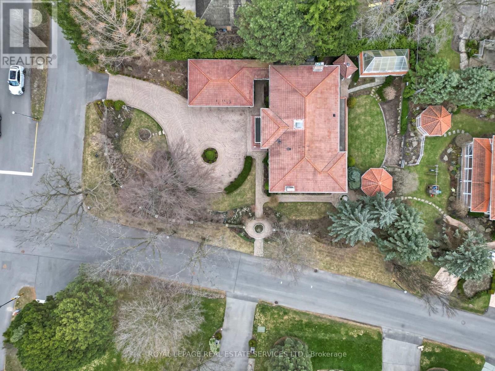 












49 THORNCREST ROAD

,
Toronto,




Ontario
M9A1S6

