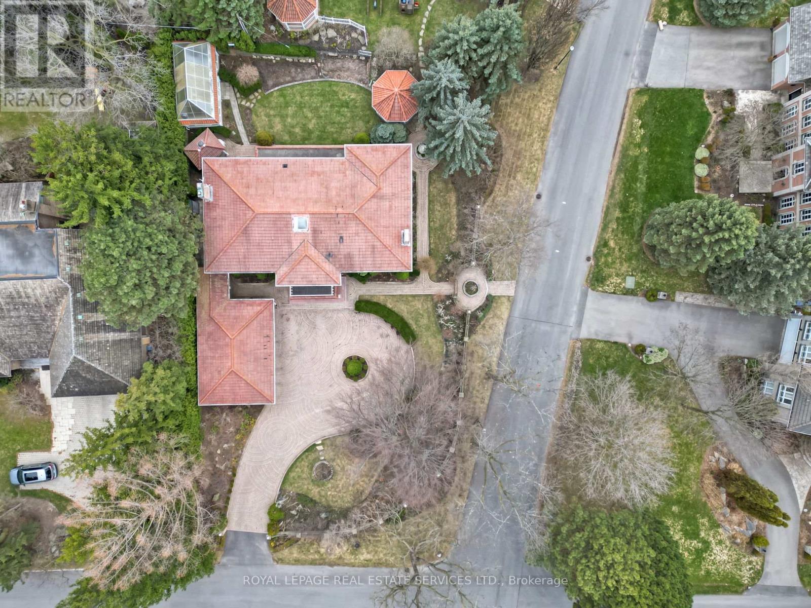 












49 THORNCREST ROAD

,
Toronto,




Ontario
M9A1S6

