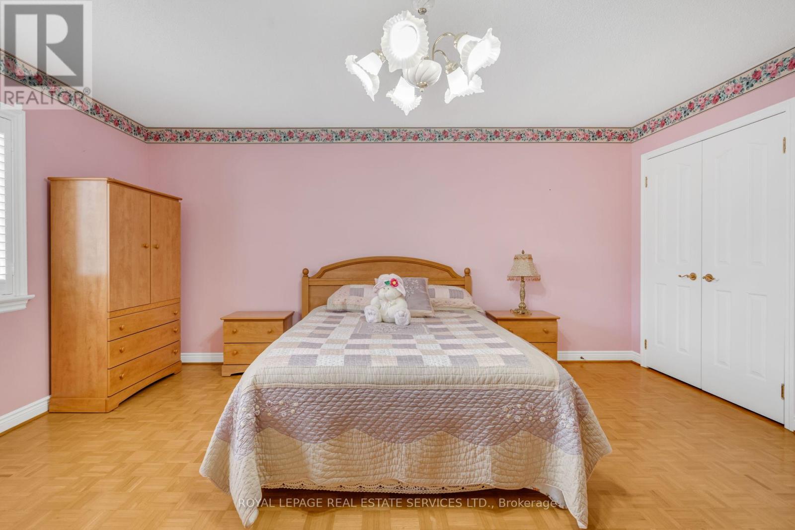 












49 THORNCREST ROAD

,
Toronto,




Ontario
M9A1S6

