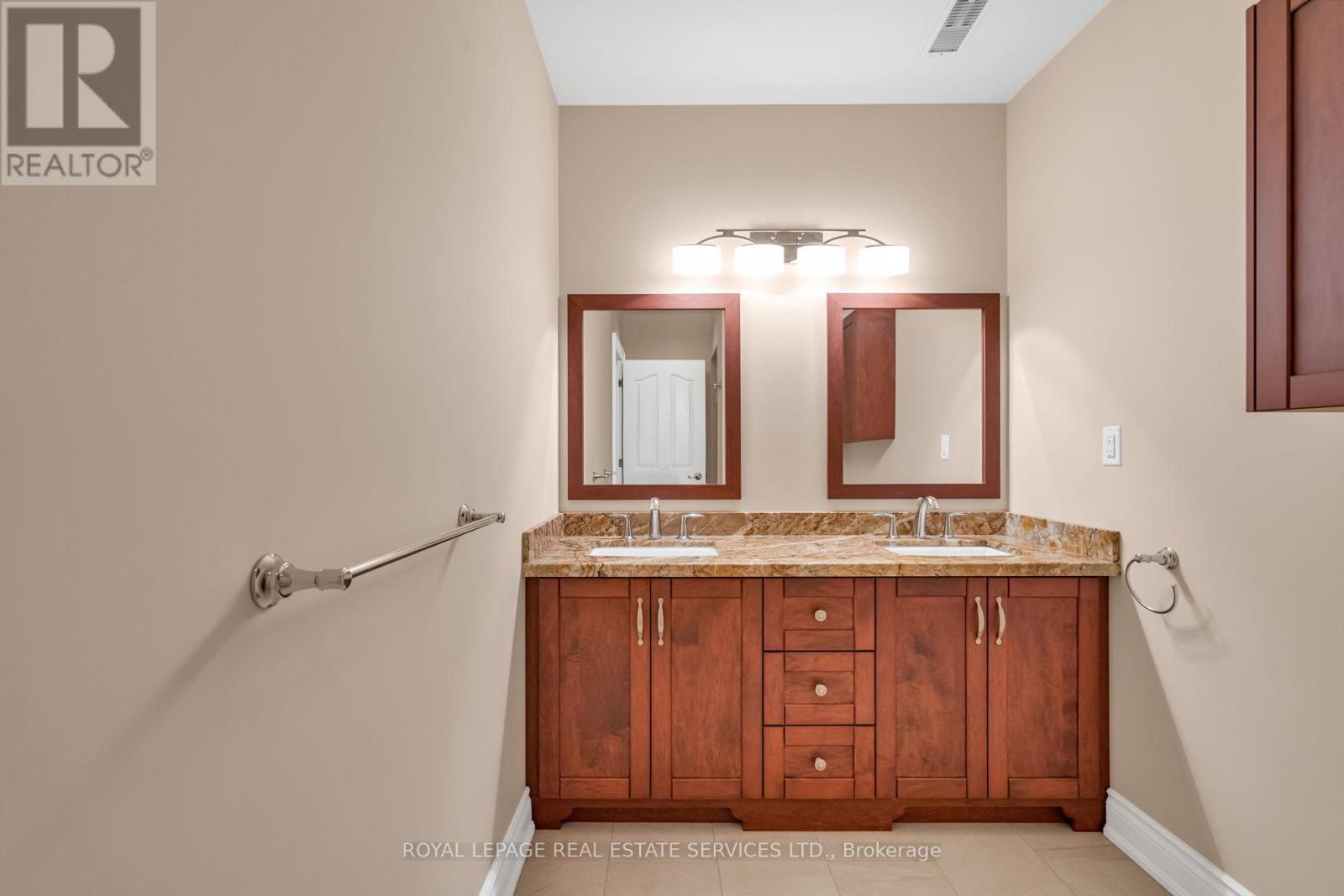 












49 THORNCREST ROAD

,
Toronto,




Ontario
M9A1S6

