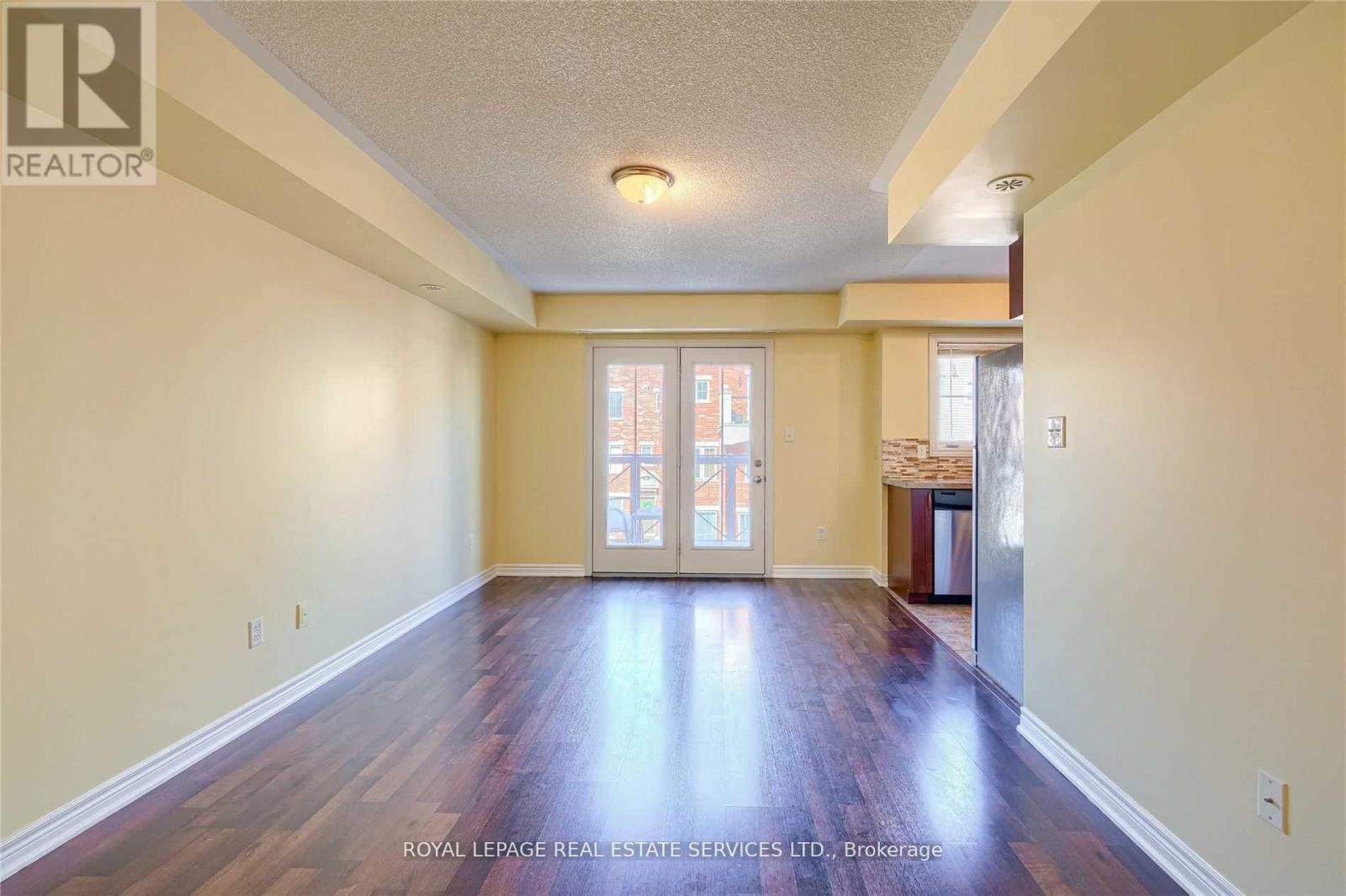












3 - 2464 POST ROAD

,
Oakville,




Ontario
L6H0J2

