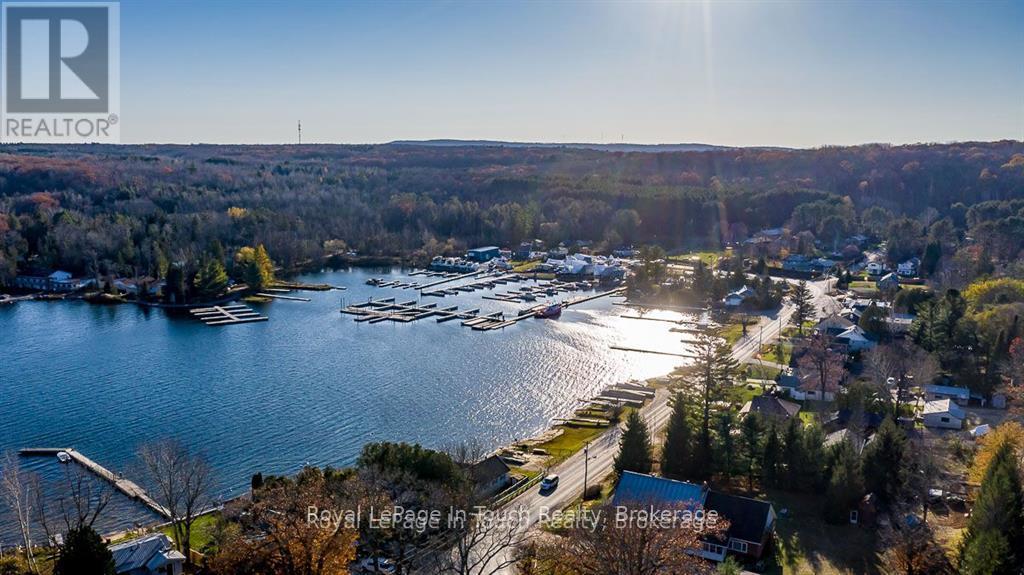 












LOT 64 WHISPERING PINE CIRCLE

,
Tiny,







Ontario
L0M0C2

