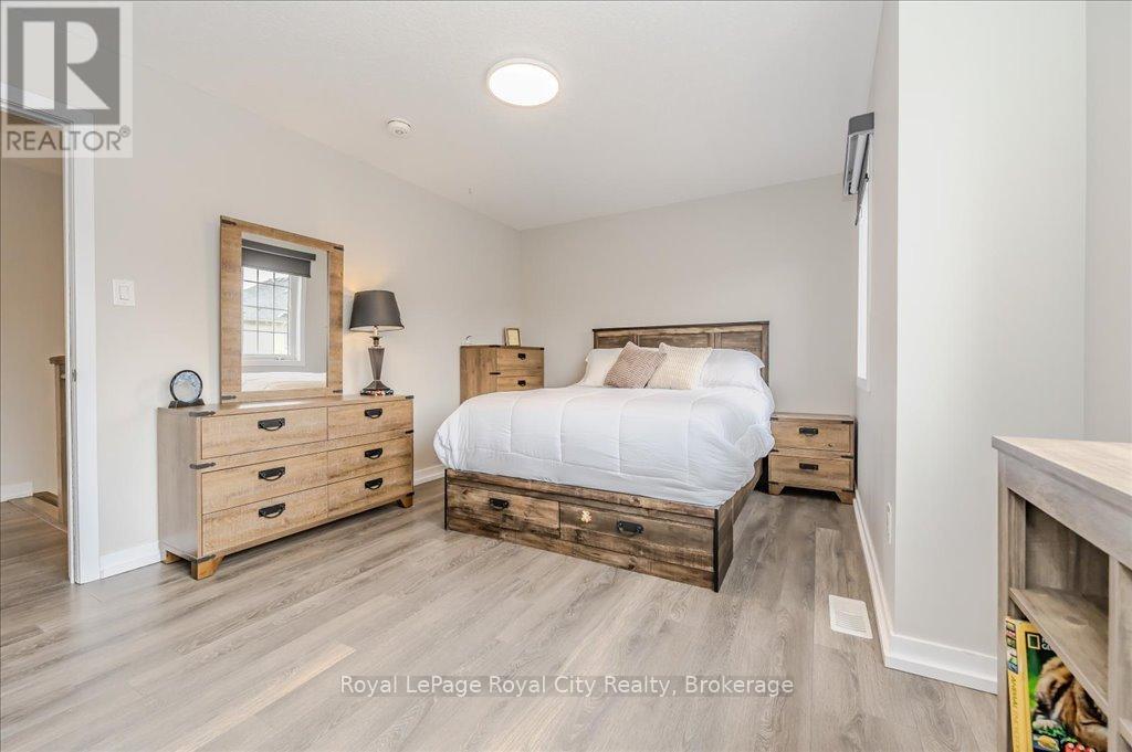 












262 DOLMAN STREET

,
Woolwich,




Ontario
N0B1M0

