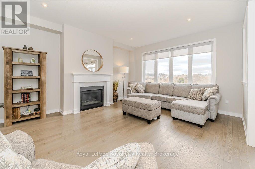 












262 DOLMAN STREET

,
Woolwich,




Ontario
N0B1M0

