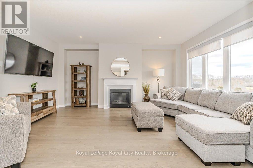 












262 DOLMAN STREET

,
Woolwich,




Ontario
N0B1M0

