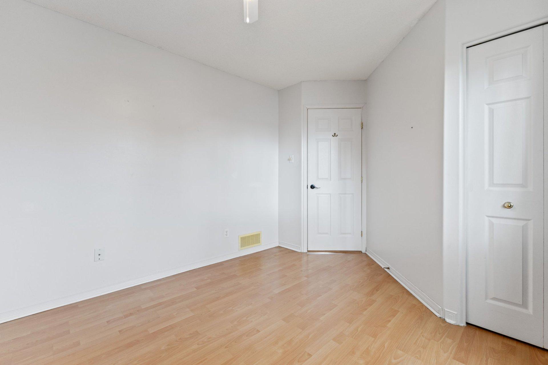 









88


Rue de Boisbriand

,
Gatineau (Gatineau),




QC
J8R2X6

