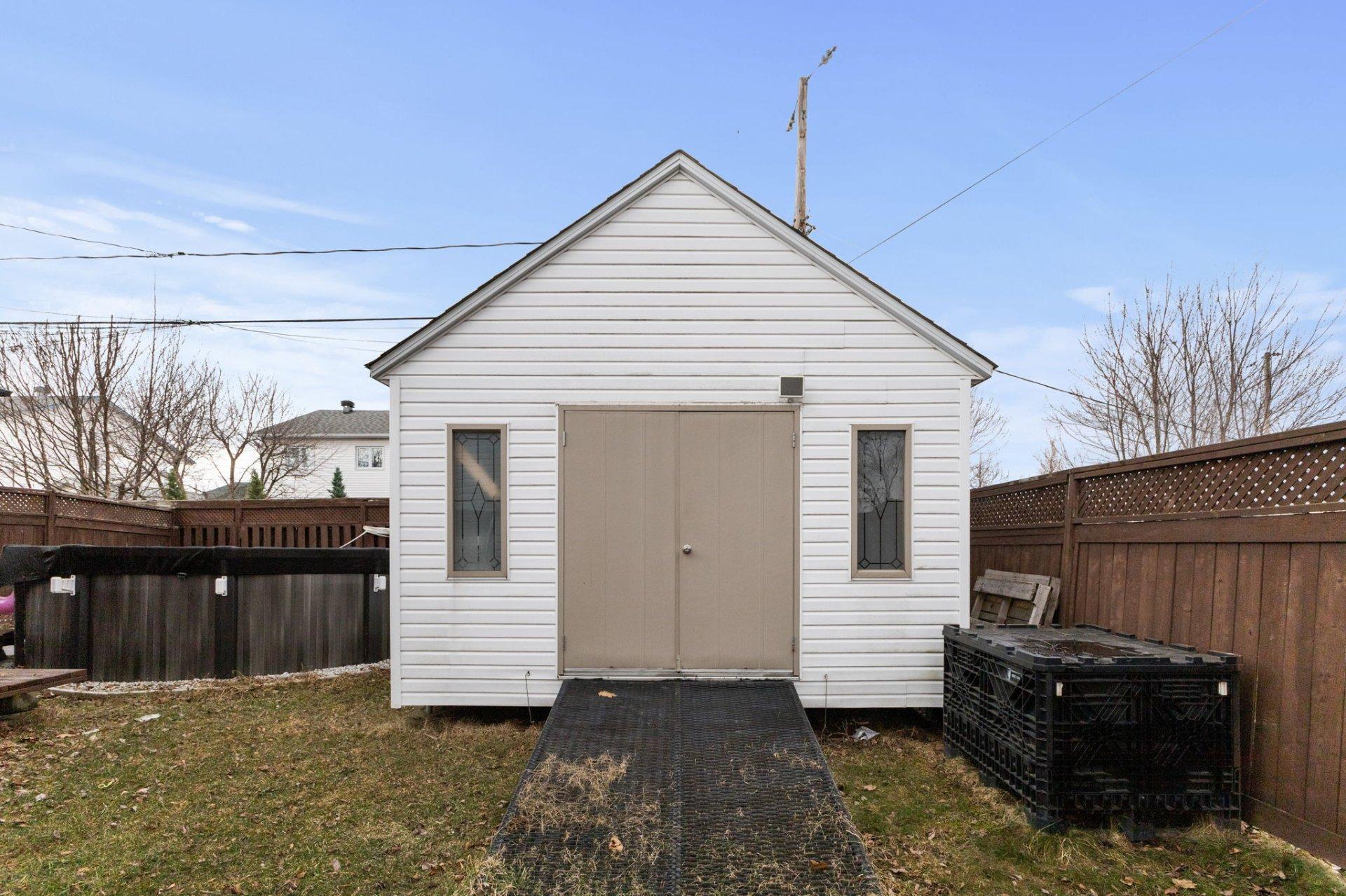 









88


Rue de Boisbriand

,
Gatineau (Gatineau),




QC
J8R2X6

