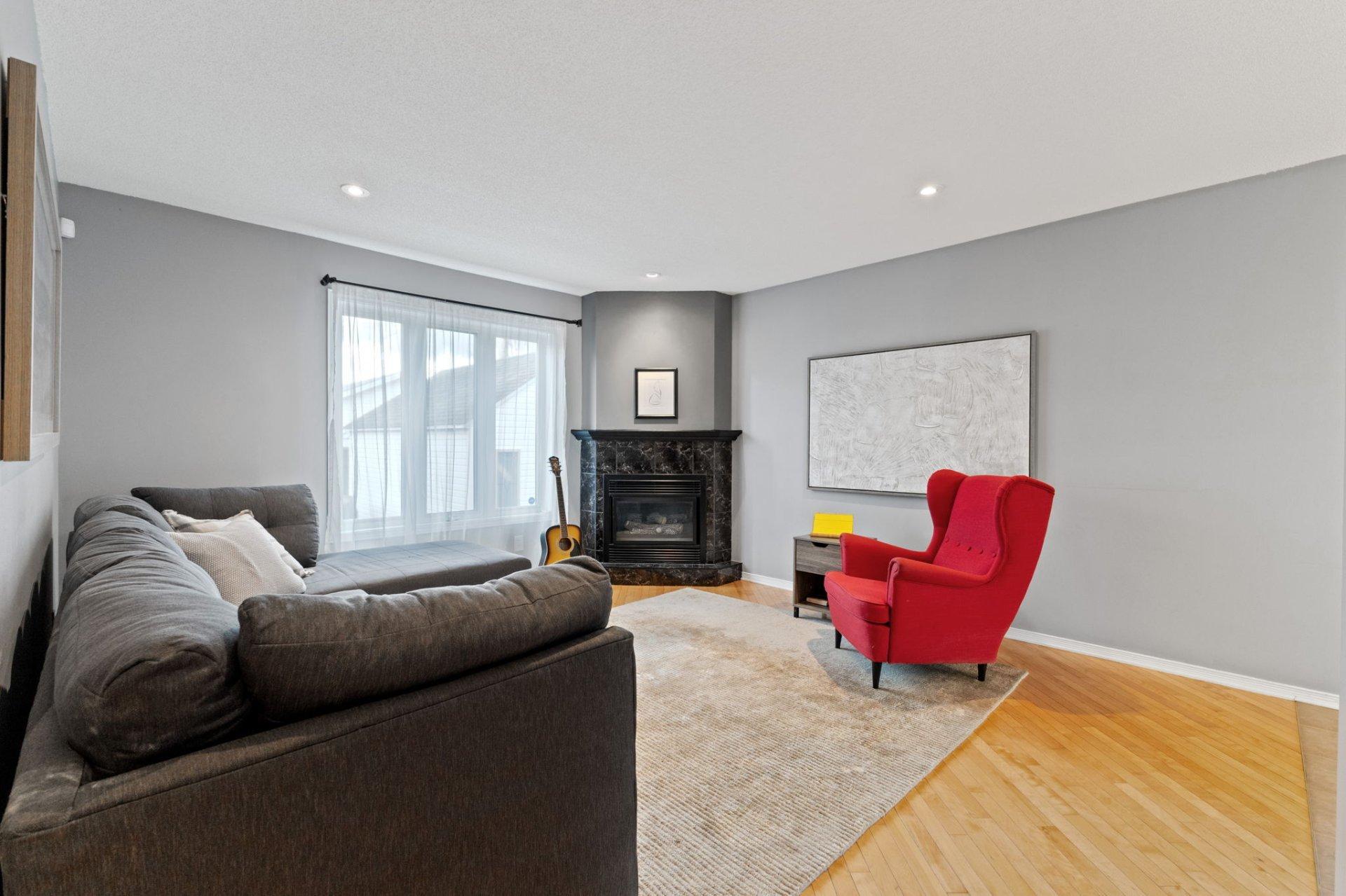 









88


Rue de Boisbriand

,
Gatineau (Gatineau),




QC
J8R2X6

