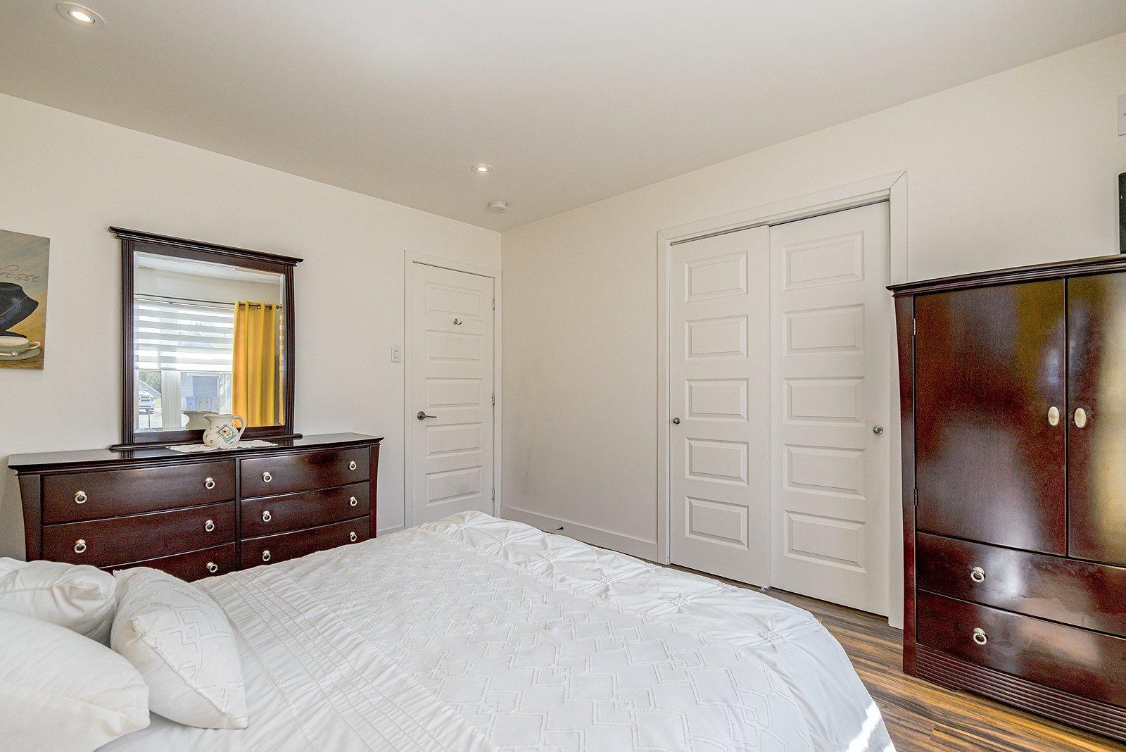 









436


Rue Antoine

,
Martinville,




QC
J0B2A0


