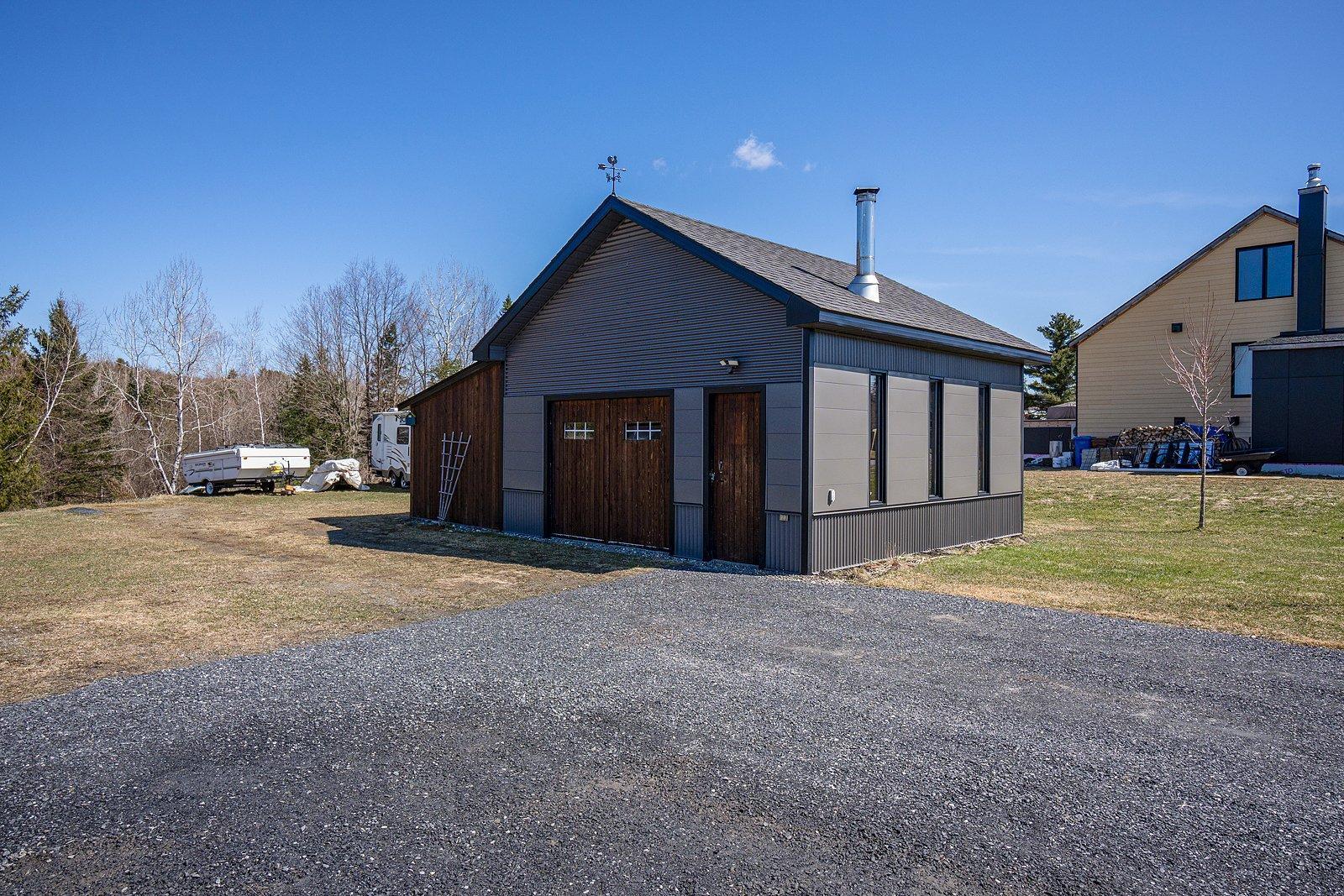 









436


Rue Antoine

,
Martinville,




QC
J0B2A0

