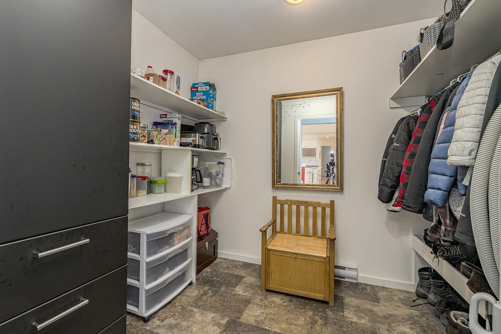 









436


Rue Antoine

,
Martinville,




QC
J0B2A0

