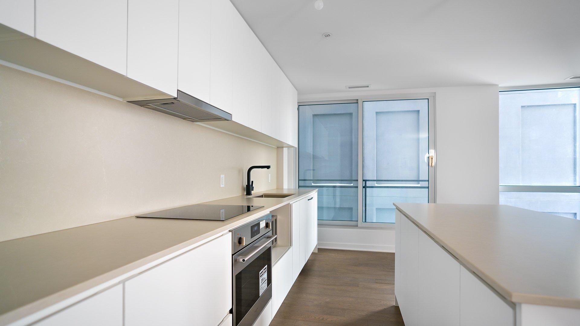 









1160


Rue MacKay

, 2308,
Montréal (Ville-Marie),




QC
H3G2H4

