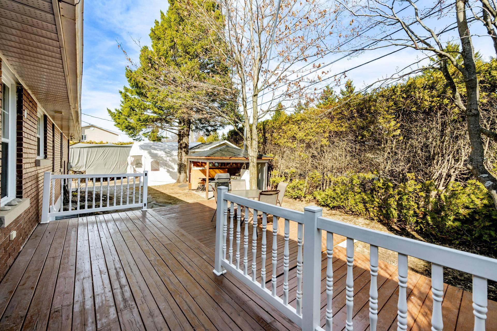









3170Z


Rue King E.

,
Sherbrooke (Fleurimont),




QC
J1G5J3

