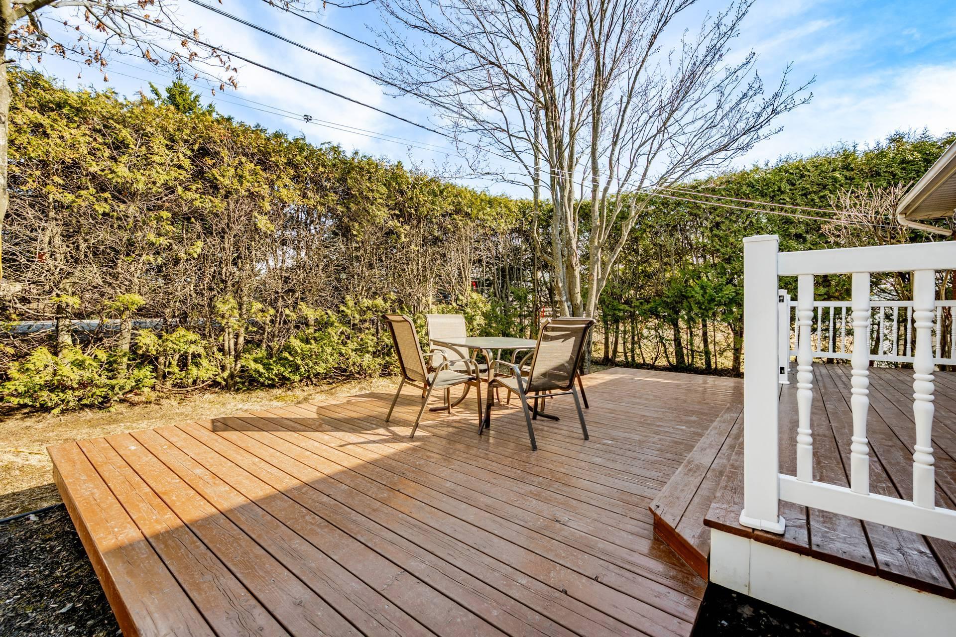 









3170Z


Rue King E.

,
Sherbrooke (Fleurimont),




QC
J1G5J3

