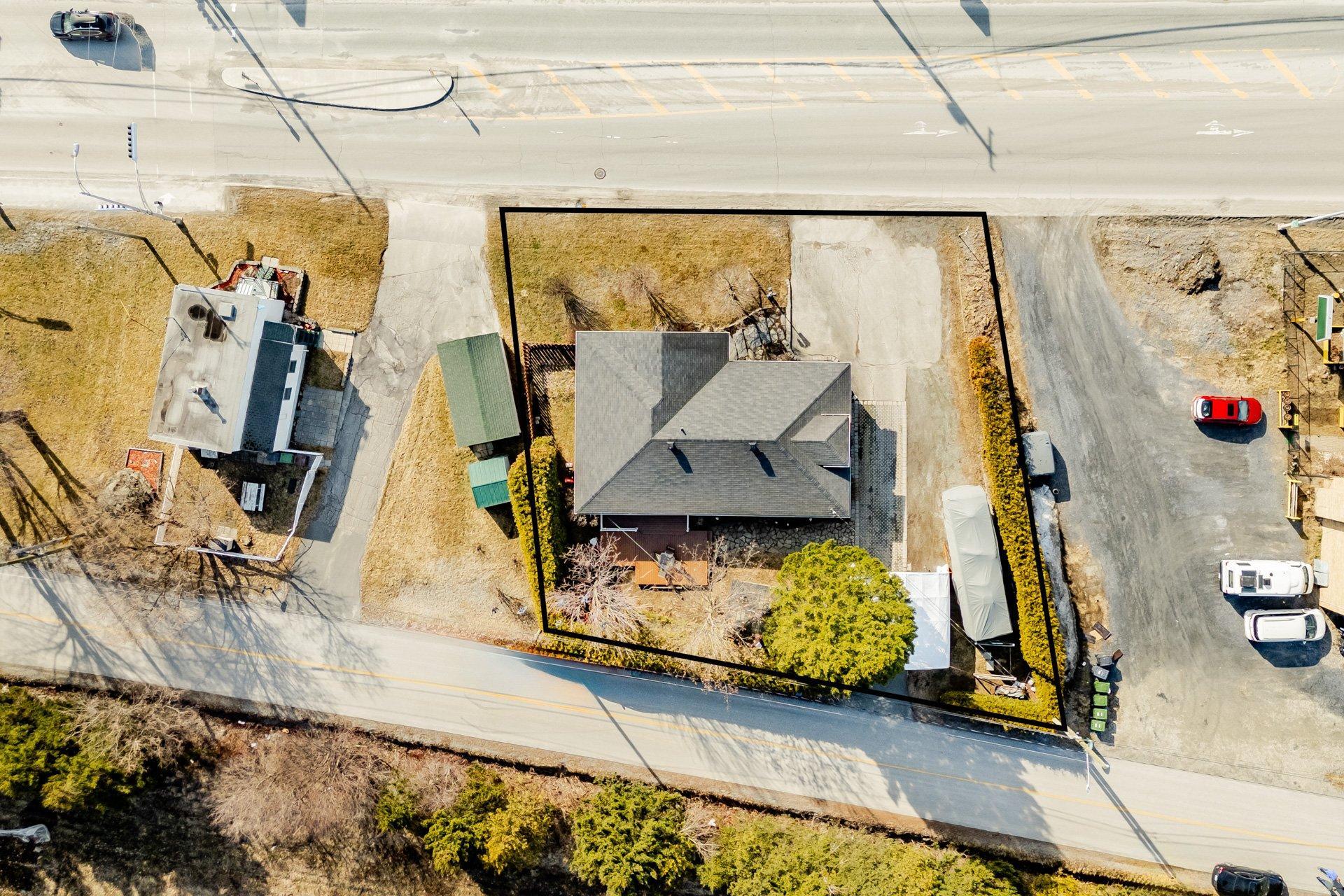 









3170Z


Rue King E.

,
Sherbrooke (Fleurimont),




QC
J1G5J3

