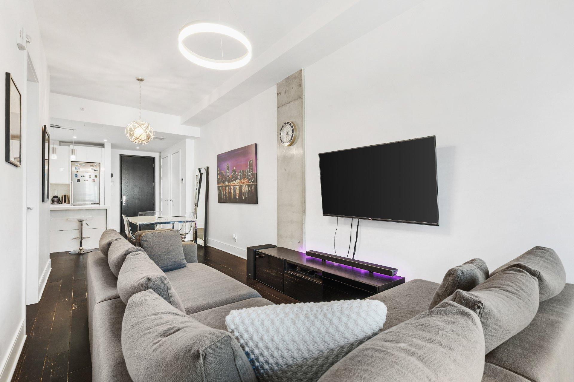 









1188


Av. Union

, 1407,
Montréal (Ville-Marie),




QC
H3B0E5

