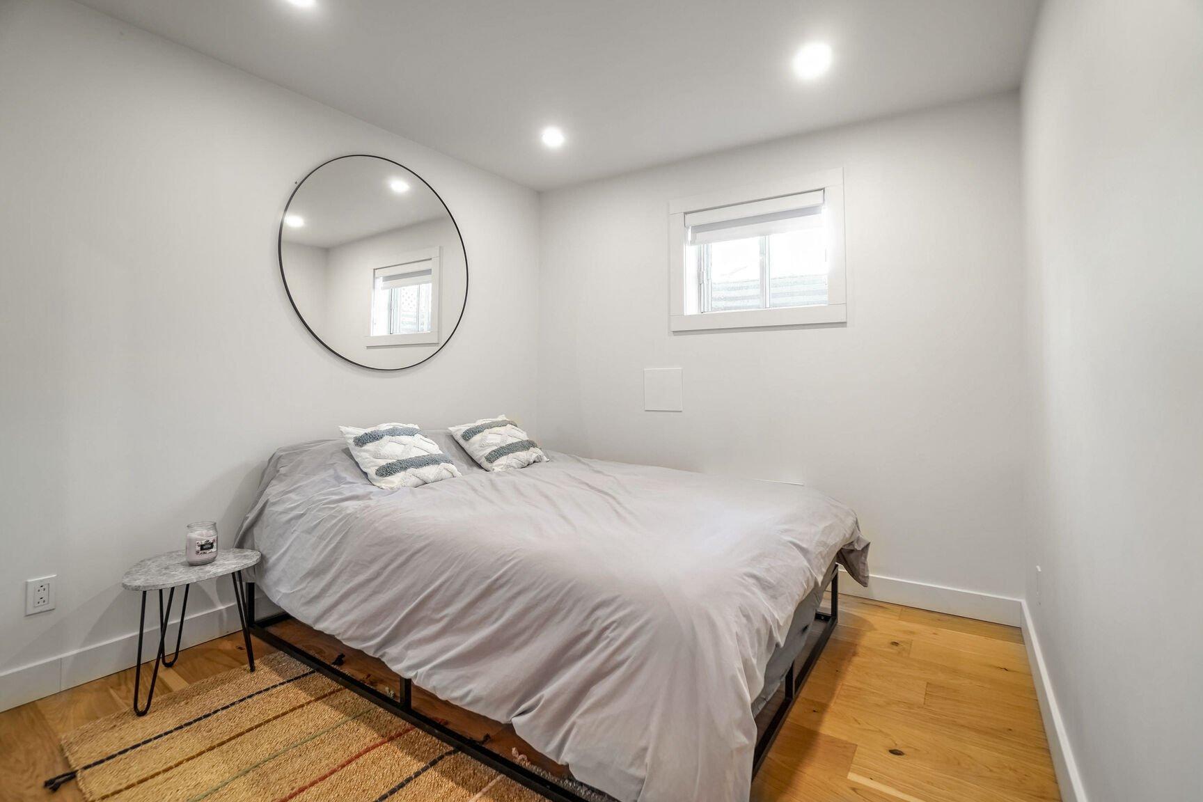 









1599

 - 1601


Rue Cartier

,
Longueuil (Le Vieux-Longueuil),




QC
J4K4E2

