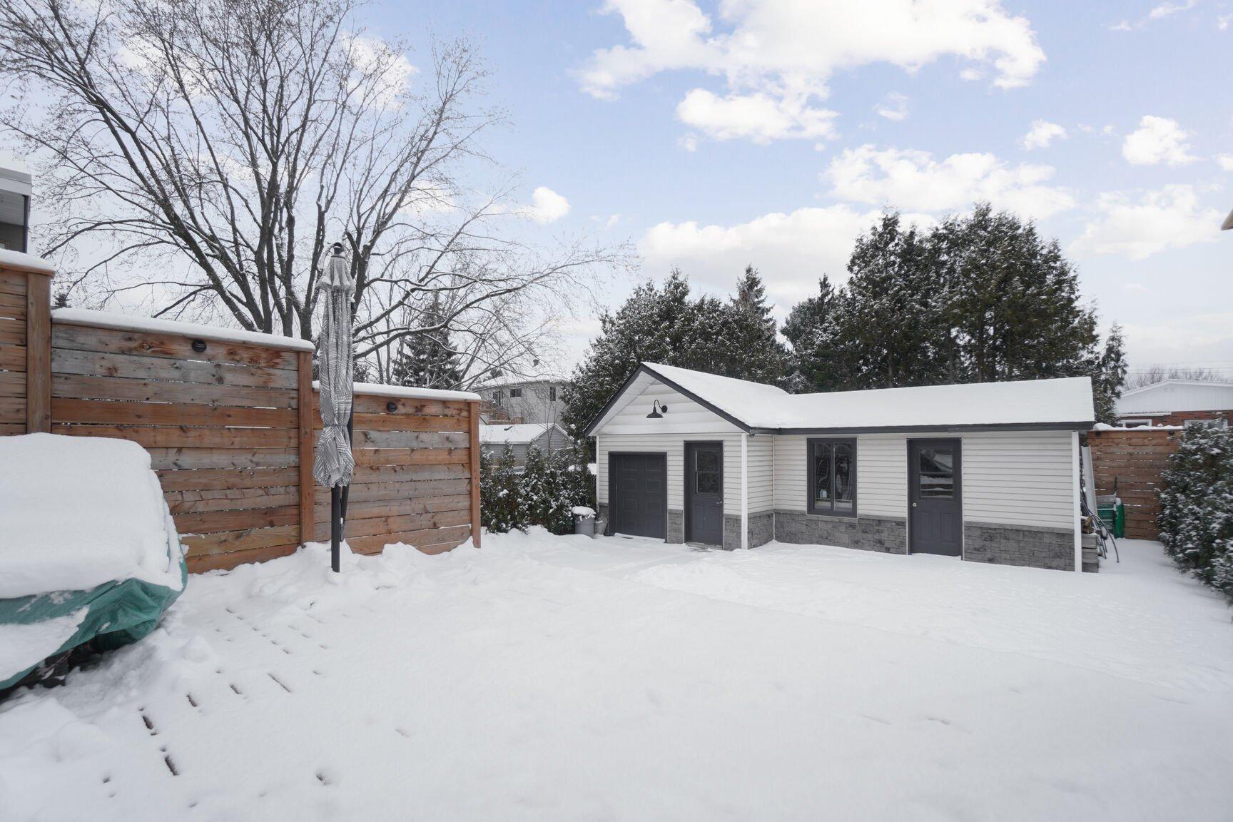 









1599

 - 1601


Rue Cartier

,
Longueuil (Le Vieux-Longueuil),




QC
J4K4E2

