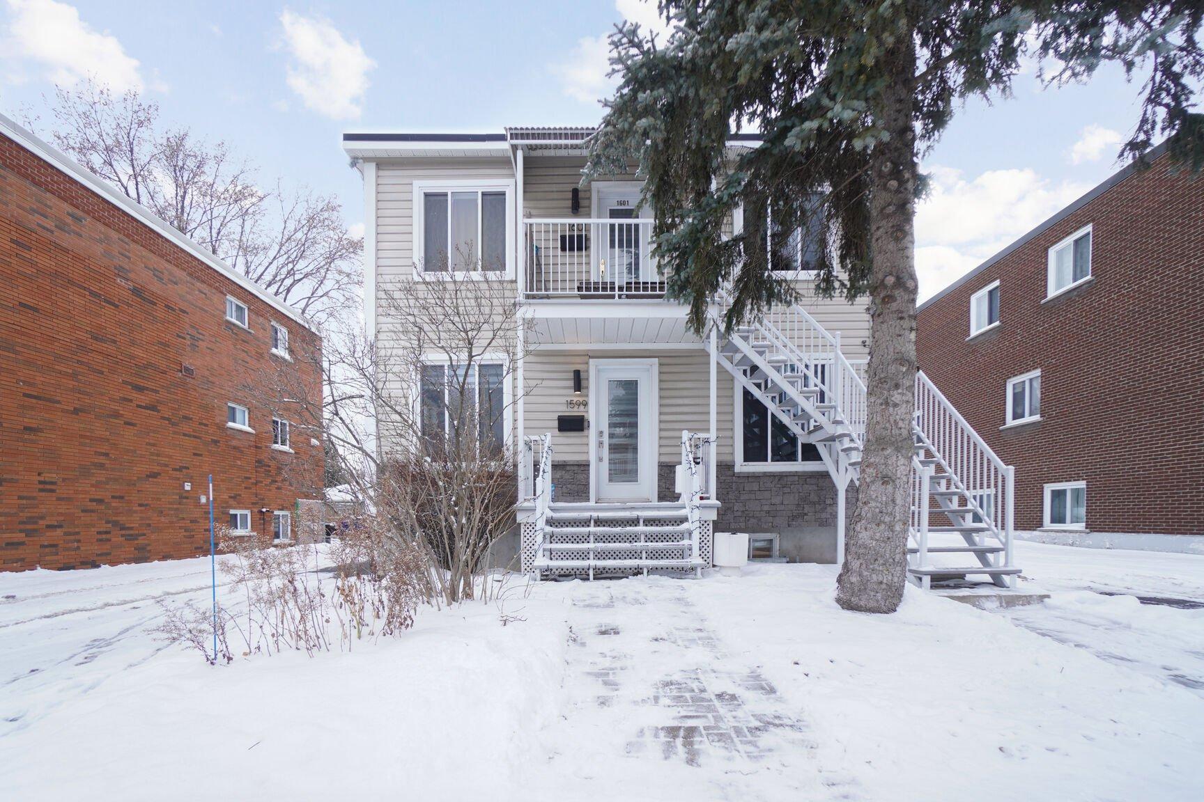 









1599

 - 1601


Rue Cartier

,
Longueuil (Le Vieux-Longueuil),




QC
J4K4E2

