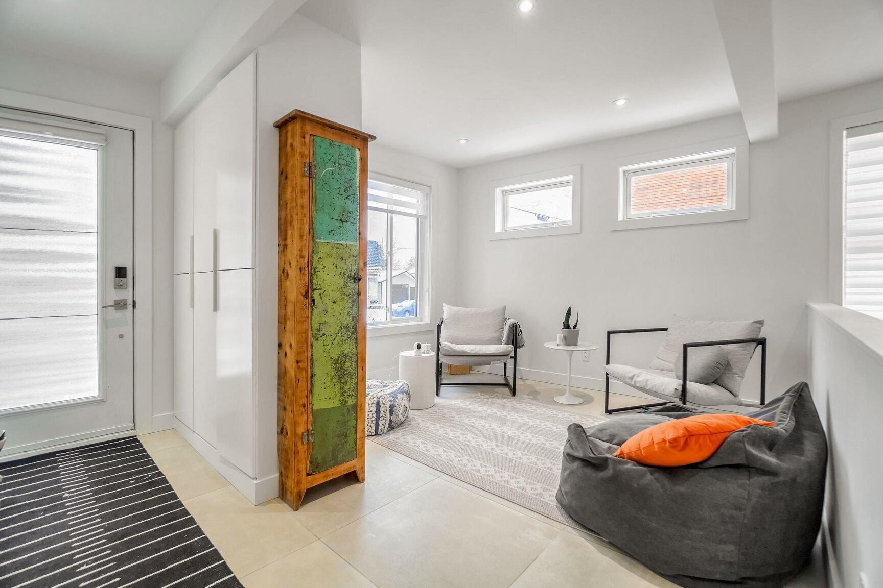 









1599

 - 1601


Rue Cartier

,
Longueuil (Le Vieux-Longueuil),




QC
J4K4E2

