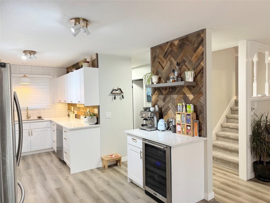 









315


Primrose

Road, 214,
Kelowna,




BC
V1X 2G6

