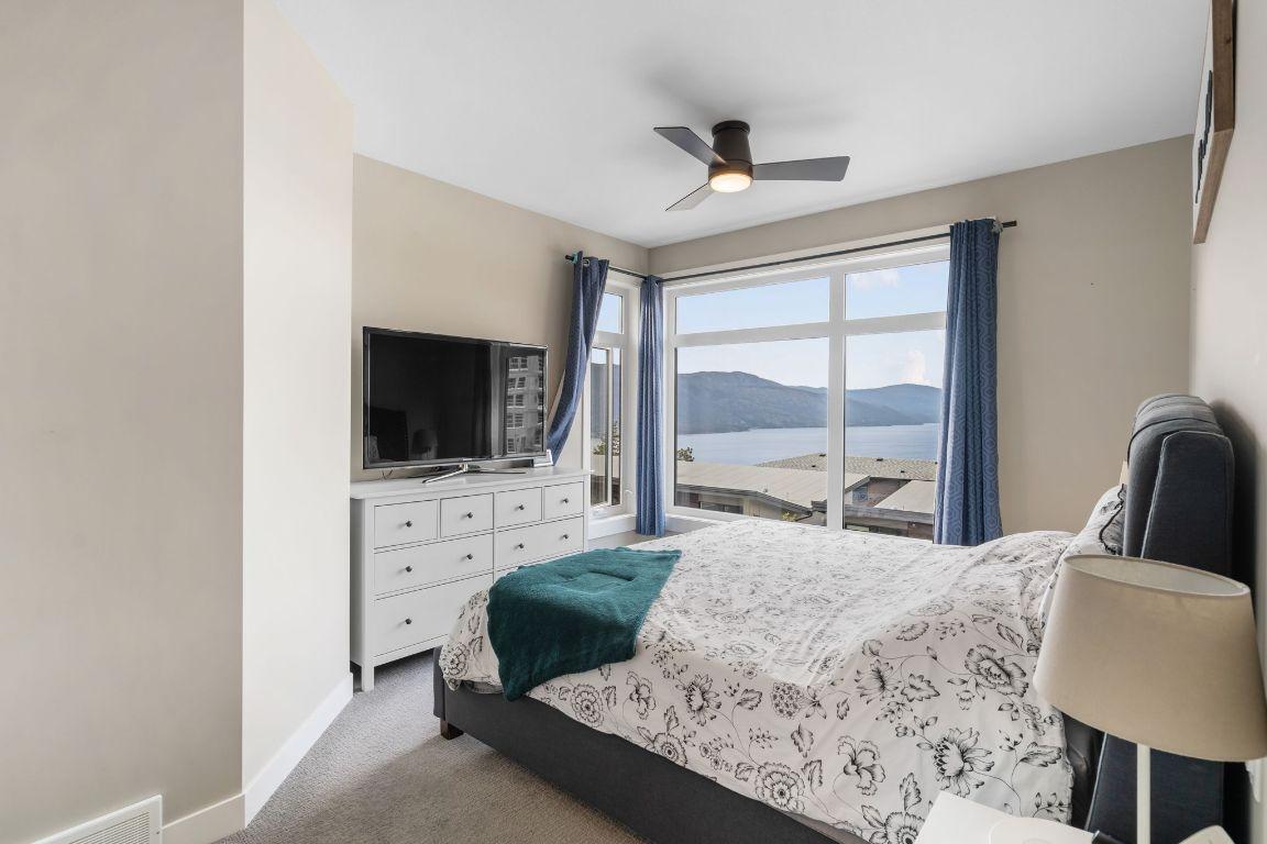 









3220


Hilltown

Drive, 7,
Kelowna,




BC
V1V 0C6

